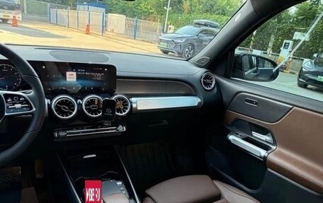 Mercedes-Benz GLB, 2021 год, 2 200 000 рублей, 10 фотография