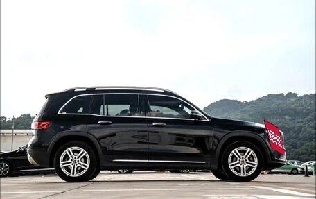 Mercedes-Benz GLB, 2021 год, 2 200 000 рублей, 4 фотография