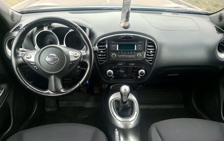 Nissan Juke II, 2011 год, 799 999 рублей, 17 фотография