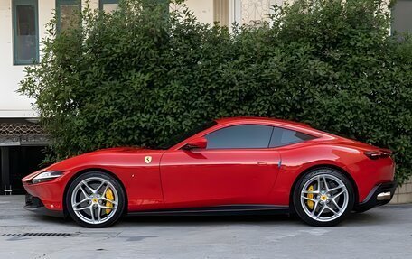 Ferrari Roma, 2022 год, 21 000 000 рублей, 7 фотография