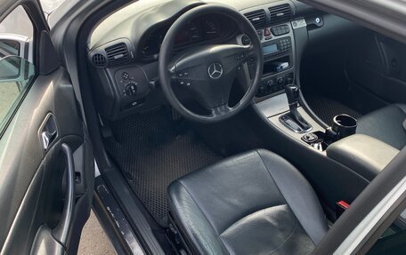 Mercedes-Benz C-Класс, 2002 год, 700 000 рублей, 5 фотография