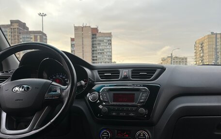 KIA Rio III рестайлинг, 2014 год, 820 000 рублей, 13 фотография