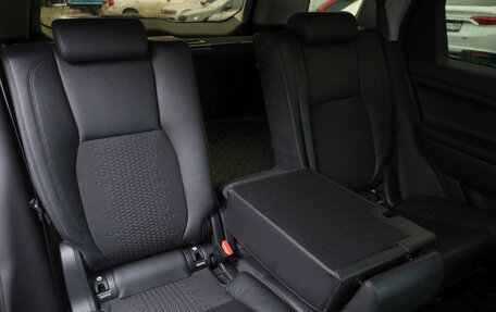 Land Rover Discovery Sport I рестайлинг, 2017 год, 2 099 000 рублей, 23 фотография