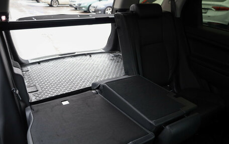 Land Rover Discovery Sport I рестайлинг, 2017 год, 2 099 000 рублей, 24 фотография