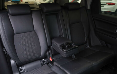 Land Rover Discovery Sport I рестайлинг, 2017 год, 2 099 000 рублей, 22 фотография