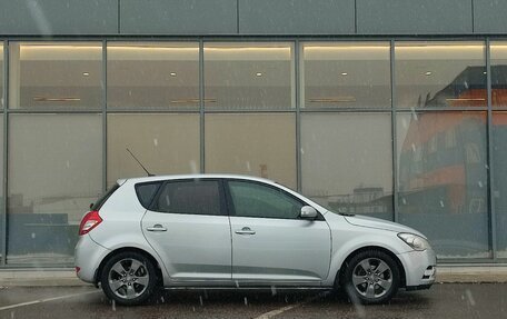 KIA cee'd I рестайлинг, 2010 год, 589 000 рублей, 3 фотография