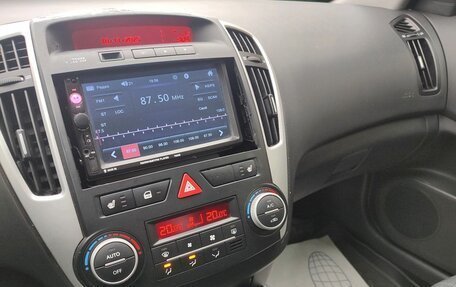 KIA cee'd I рестайлинг, 2010 год, 589 000 рублей, 10 фотография