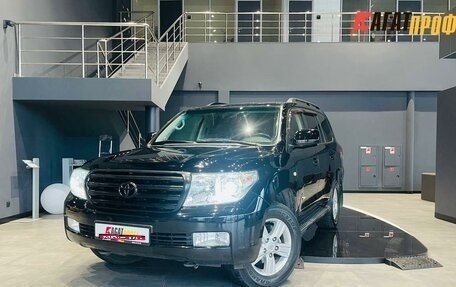 Toyota Land Cruiser 200, 2010 год, 2 810 000 рублей, 1 фотография