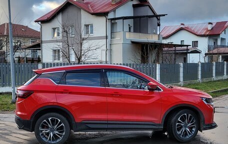 Geely Coolray I, 2022 год, 1 800 000 рублей, 5 фотография