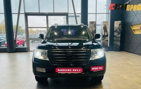 Toyota Land Cruiser 200, 2010 год, 2 810 000 рублей, 2 фотография