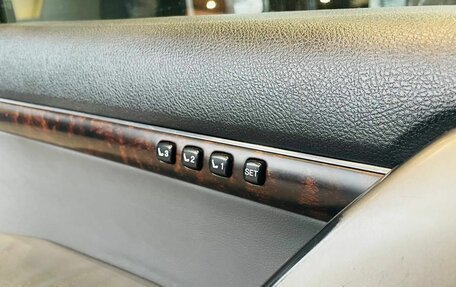 Toyota Land Cruiser 200, 2010 год, 2 810 000 рублей, 20 фотография