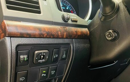 Toyota Land Cruiser 200, 2010 год, 2 810 000 рублей, 18 фотография