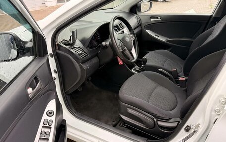 Hyundai Solaris II рестайлинг, 2016 год, 957 000 рублей, 12 фотография