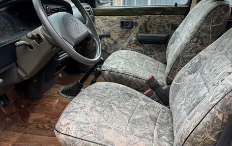 Toyota Hilux VI, 1995 год, 950 000 рублей, 4 фотография