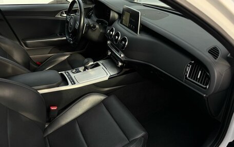 KIA Stinger I, 2019 год, 3 090 000 рублей, 16 фотография