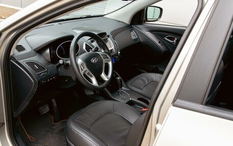 Hyundai ix35 I рестайлинг, 2013 год, 1 085 000 рублей, 13 фотография