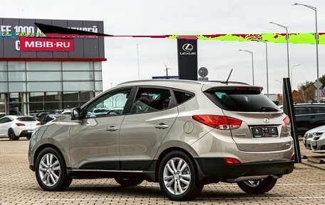 Hyundai ix35 I рестайлинг, 2013 год, 1 085 000 рублей, 4 фотография
