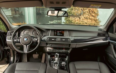 BMW 5 серия, 2016 год, 1 755 000 рублей, 26 фотография