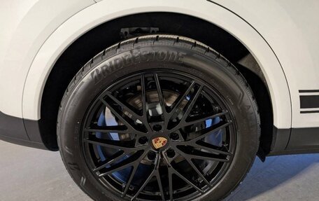 Porsche Cayenne III, 2025 год, 187 339 рублей, 12 фотография