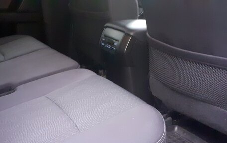 Toyota Land Cruiser Prado 150 рестайлинг 2, 2018 год, 4 300 000 рублей, 14 фотография