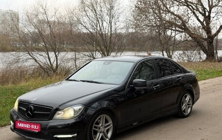 Mercedes-Benz C-Класс, 2011 год, 1 249 000 рублей, 2 фотография