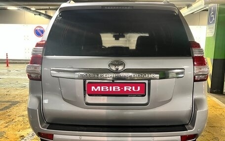 Toyota Land Cruiser Prado 150 рестайлинг 2, 2015 год, 3 150 000 рублей, 5 фотография