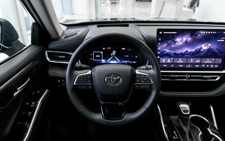 Toyota Highlander, 2025 год, 6 450 000 рублей, 15 фотография