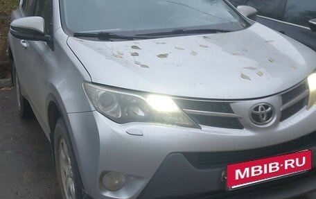 Toyota RAV4, 2014 год, 1 800 000 рублей, 7 фотография
