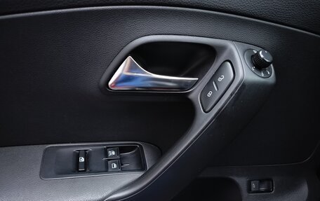 Volkswagen Polo VI (EU Market), 2012 год, 530 000 рублей, 19 фотография