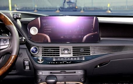 Lexus LS IV, 2022 год, 8 590 032 рублей, 12 фотография