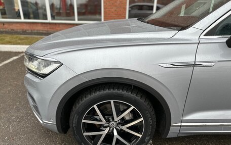 Volkswagen Touareg III, 2019 год, 4 799 000 рублей, 7 фотография