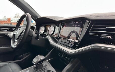 Volkswagen Touareg III, 2019 год, 4 799 000 рублей, 33 фотография