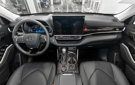 Toyota Highlander, 2025 год, 6 250 000 рублей, 8 фотография