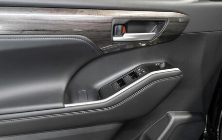 Toyota Highlander, 2025 год, 6 250 000 рублей, 16 фотография