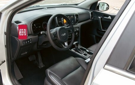 KIA Sportage IV рестайлинг, 2018 год, 1 695 000 рублей, 13 фотография