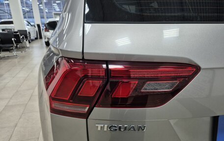 Volkswagen Tiguan II, 2019 год, 1 796 000 рублей, 10 фотография