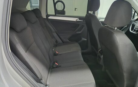 Volkswagen Tiguan II, 2019 год, 1 796 000 рублей, 16 фотография