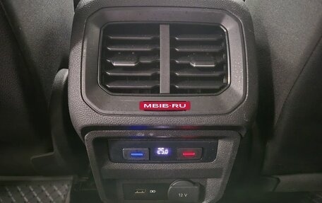 Volkswagen Tiguan II, 2019 год, 1 796 000 рублей, 27 фотография