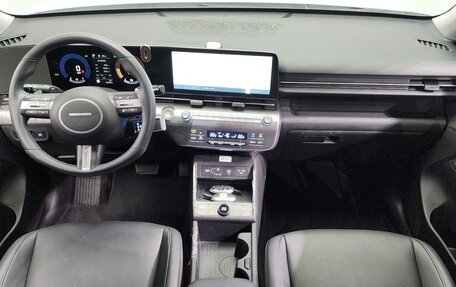 Hyundai Kona, 2023 год, 1 803 000 рублей, 8 фотография