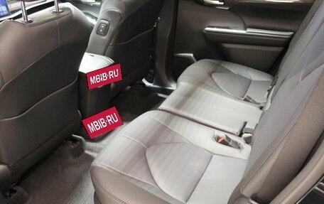 Toyota Highlander, 2025 год, 6 590 000 рублей, 20 фотография