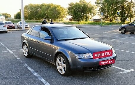 Audi A4, 2004 год, 650 000 рублей, 4 фотография