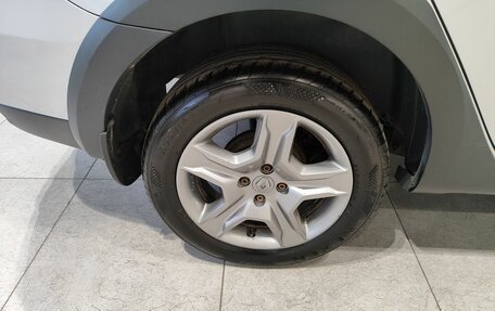 Renault Logan II, 2020 год, 1 292 000 рублей, 12 фотография