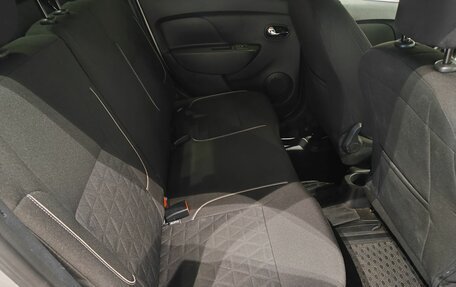 Renault Logan II, 2020 год, 1 292 000 рублей, 11 фотография