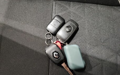 Renault Logan II, 2020 год, 1 292 000 рублей, 16 фотография