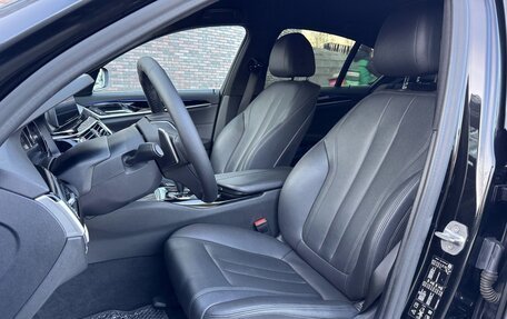 BMW 5 серия, 2019 год, 2 890 000 рублей, 14 фотография