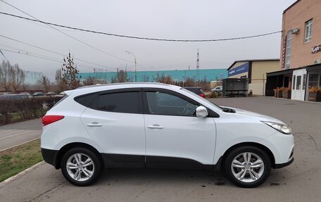 Hyundai ix35 I рестайлинг, 2010 год, 1 150 000 рублей, 4 фотография