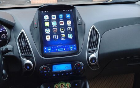 Hyundai ix35 I рестайлинг, 2010 год, 1 150 000 рублей, 14 фотография