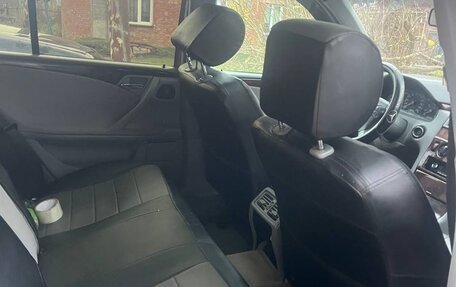 Mercedes-Benz E-Класс, 1996 год, 310 000 рублей, 2 фотография