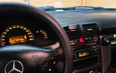 Mercedes-Benz C-Класс, 2004 год, 725 000 рублей, 10 фотография