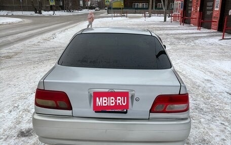 Toyota Carina, 2000 год, 550 000 рублей, 2 фотография